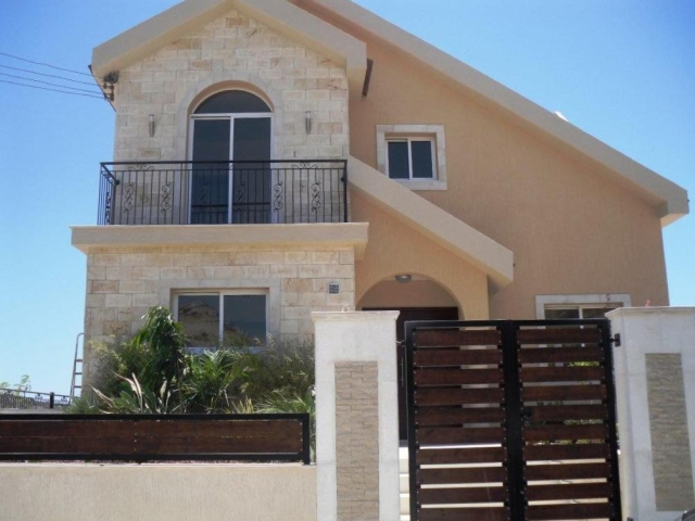 Luxury Villa in Ayios Tychonas-Limassol